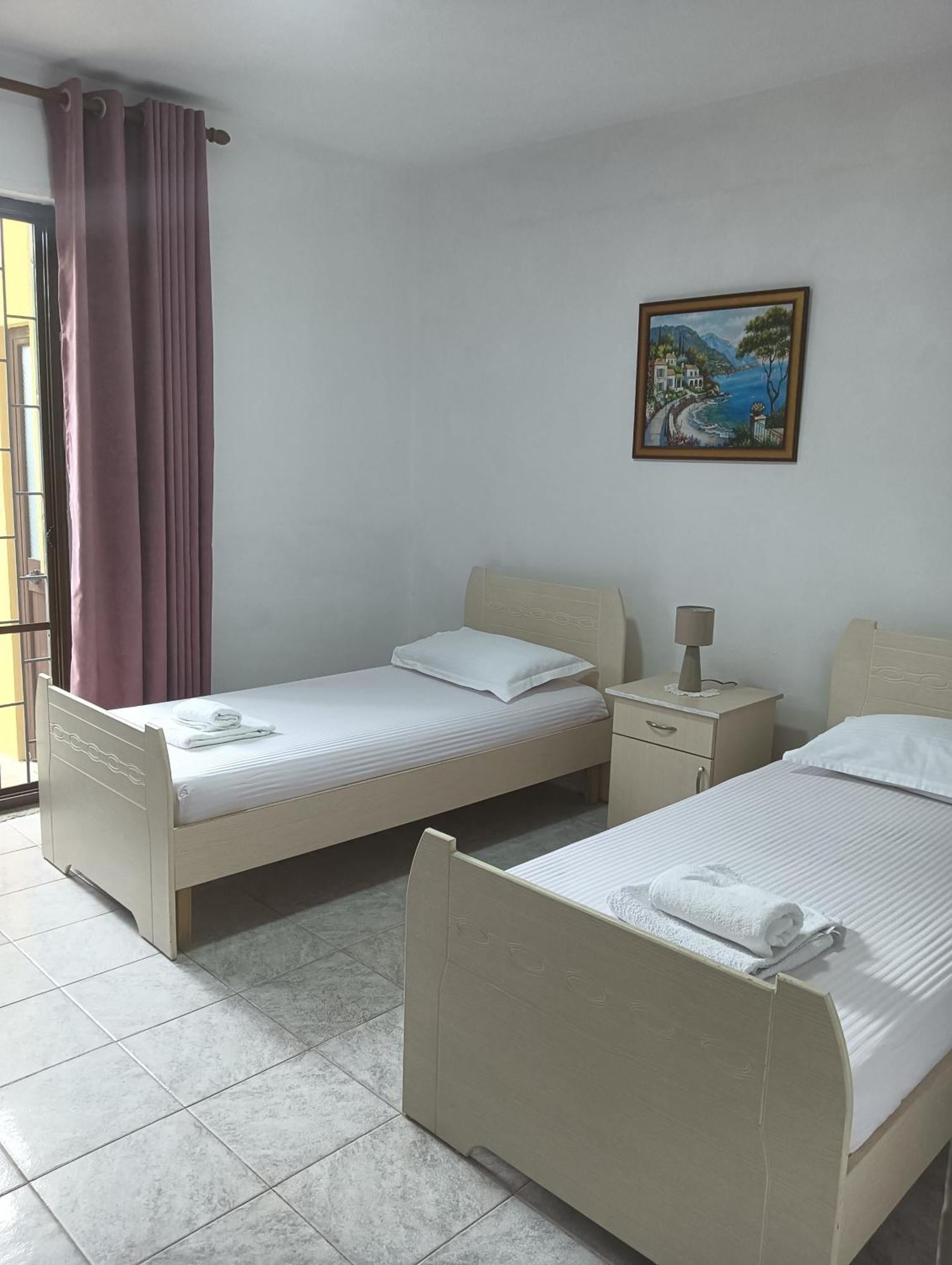 Vila Aliaj Luxury Apartment With 2 Rooms With Private Wonderful Terrace Durres Exterior photo
