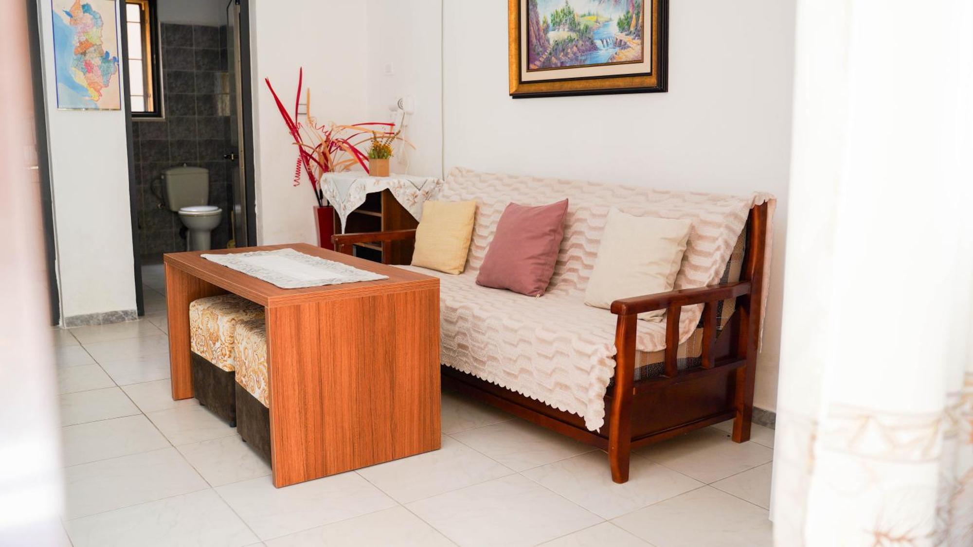 Vila Aliaj Luxury Apartment With 2 Rooms With Private Wonderful Terrace Durres Exterior photo